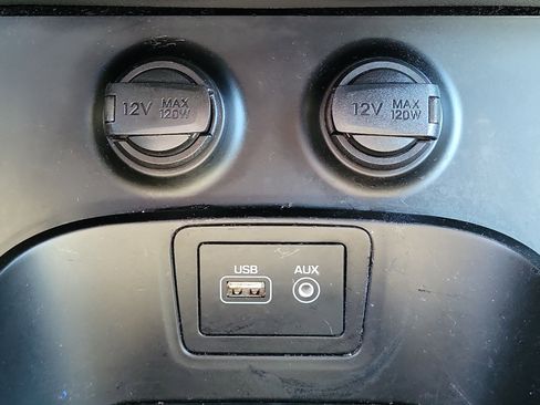 Used 2018 Hyundai Santa Fe Sport w/ 2.4L Value Package 02 image 31