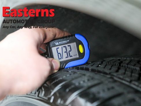 Used 2022 BMW X6 xDrive40i w/ M Sport Package image 30