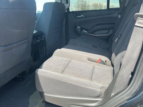 Used 2019 GMC Yukon SLE w/ SLE Value Package AWD/4WD image 17