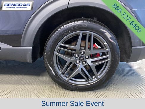 Used 2025 Ford Explorer ST-Line w/ ST-Line Street Pack AWD/4WD image 34