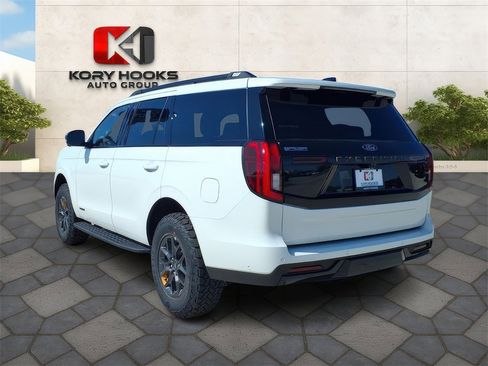New 2025 Ford Expedition Tremor image 2
