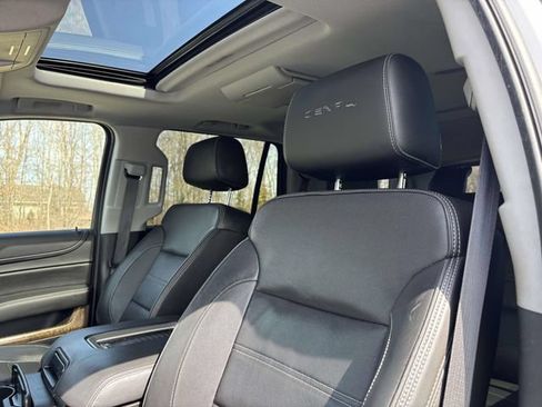Used 2018 GMC Yukon Denali w/ Open Road Package AWD/4WD image 5