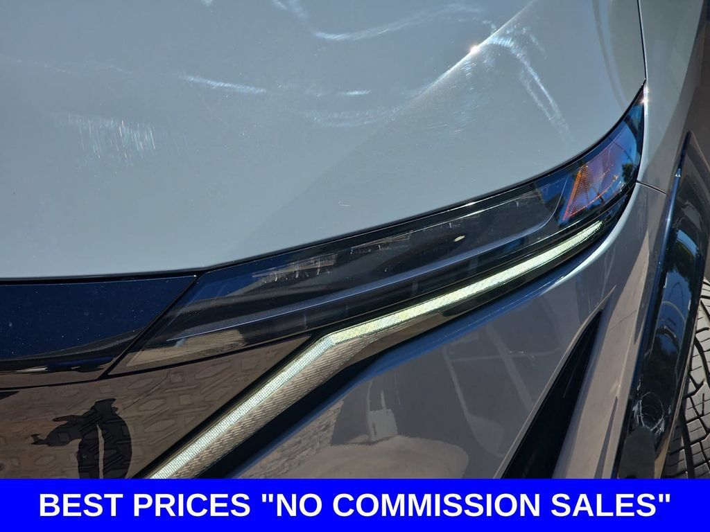 Used 2023 Nissan Ariya AWD/4WD image 33