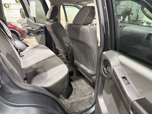 Used 2012 Nissan Xterra S w/ Value Package image 12