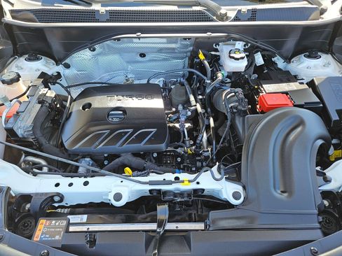 Used 2024 Buick Encore GX Sport Touring image 31