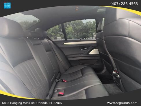 Used 2013 BMW M5 RWD image 22