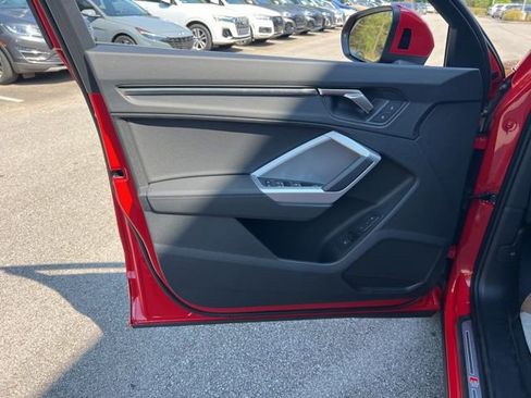 New 2025 Audi Q3 2.0T Premium image 22