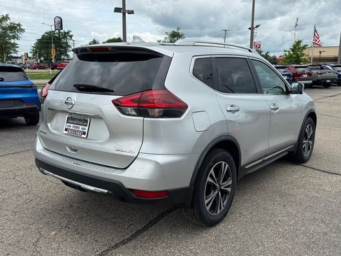 Used 2018 Nissan Rogue SL w/ Premium Package AWD/4WD image 5