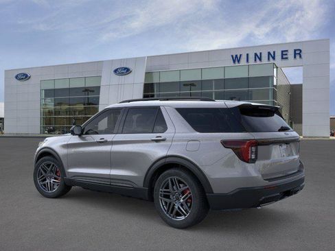New 2026 Ford Explorer ST-Line w/ ST-Line Street Pack AWD/4WD image 4