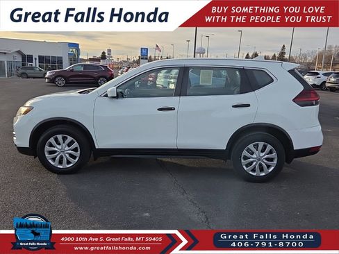 Used 2019 Nissan Rogue S image 4