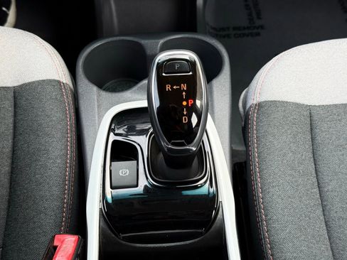 Used 2019 Chevrolet Bolt LT FWD image 40
