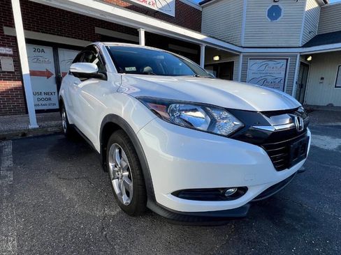 Used 2016 Honda HR-V EX image 26