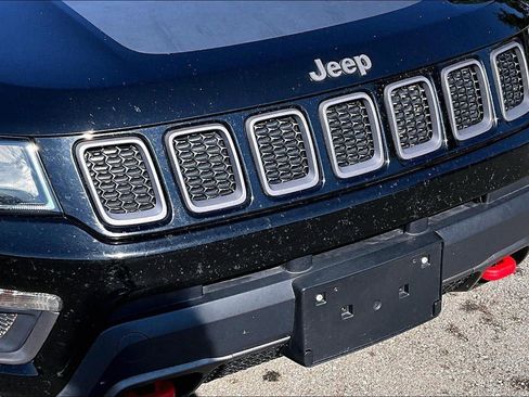 Used 2019 Jeep Compass Trailhawk AWD/4WD image 28