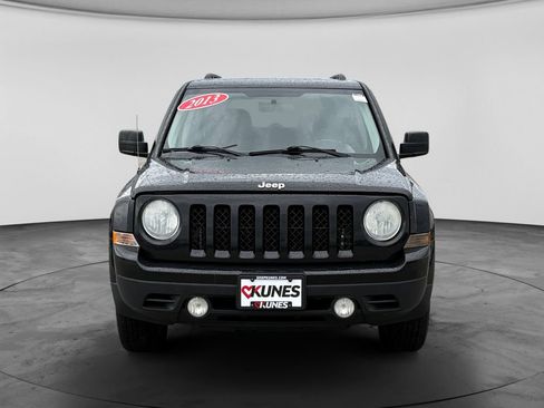 Used 2013 Jeep Patriot Latitude w/ Sun/Sound Group FWD image 2
