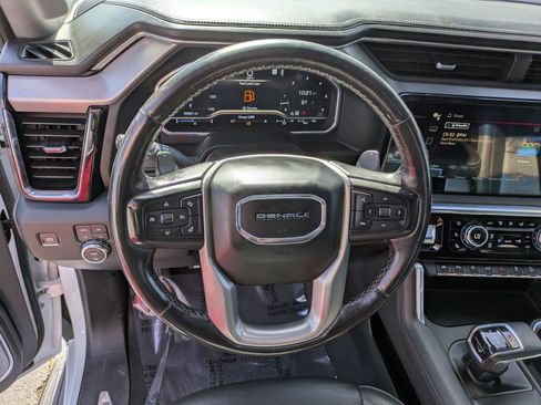 Used 2023 GMC Sierra 1500 Denali AWD/4WD image 17