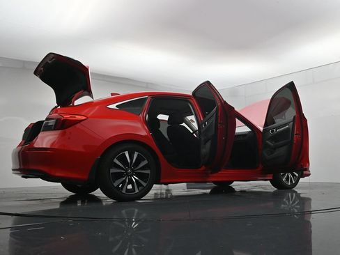 Used 2022 Honda Civic EX image 29