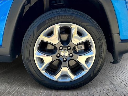 Used 2021 Jeep Compass Limited image 9