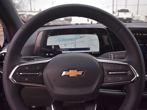 New 2026 Chevrolet Equinox LT w/ LPO, Floor Liner Package image 28