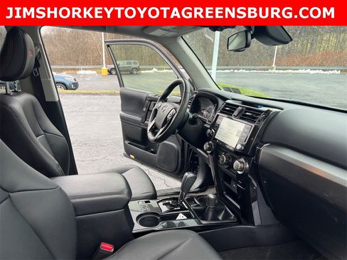 Used 2021 Toyota 4Runner Venture w/ Moonroof Package image 29