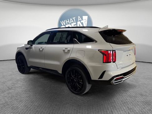 Certified 2023 Kia Sorento SX AWD/4WD image 6