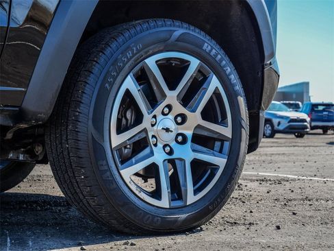 Used 2024 Chevrolet Colorado Z71 w/ Z71 Convenience Package 2 image 9