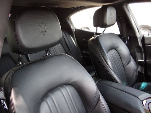 Used 2014 Maserati Ghibli RWD image 19