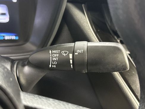 Used 2022 Toyota Corolla LE image 35