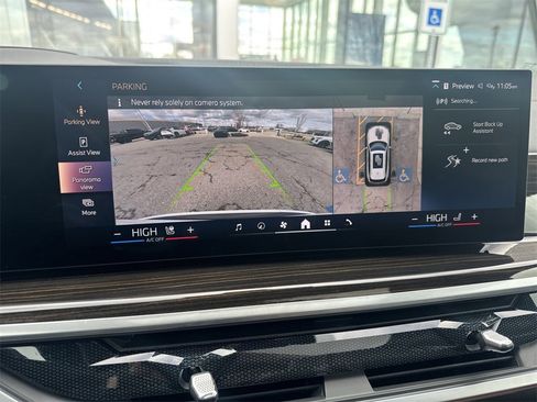 Used 2024 BMW X5 xDrive50e w/ Premium Package image 17