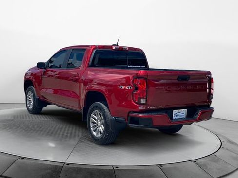 Used 2023 Chevrolet Colorado LT w/ LT Convenience Package II AWD/4WD image 3