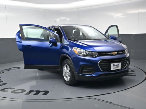 Used 2017 Chevrolet Trax LS w/ LPO, Protection Package image 22