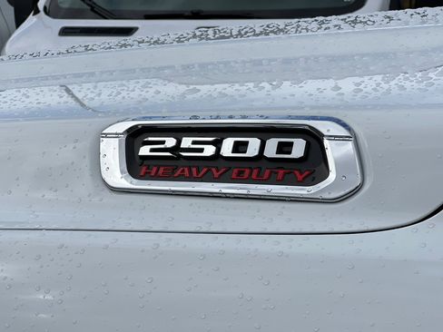 Used 2024 RAM 2500 Laramie image 27