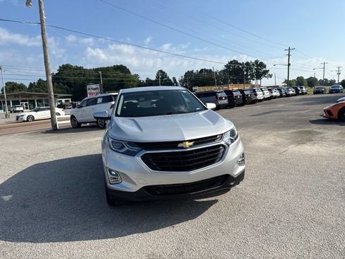 Used 2019 Chevrolet Equinox LT FWD image 8