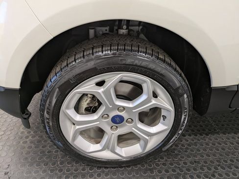 Used 2021 Ford EcoSport SE w/ SE Convenience Package image 7