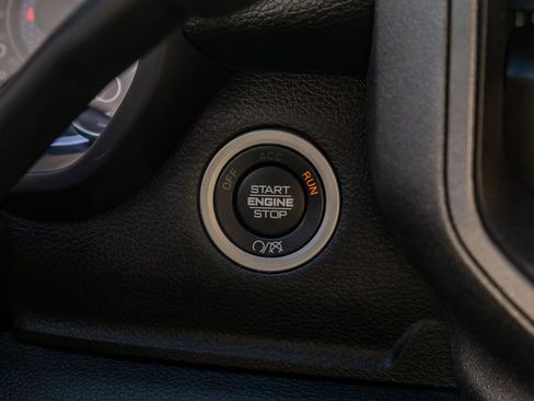 Used 2024 RAM 3500 Tradesman w/ Chrome Appearance Group image 22