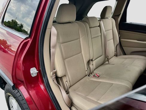 Used 2014 Jeep Grand Cherokee Laredo w/ Quick Order Package 23E RWD image 22