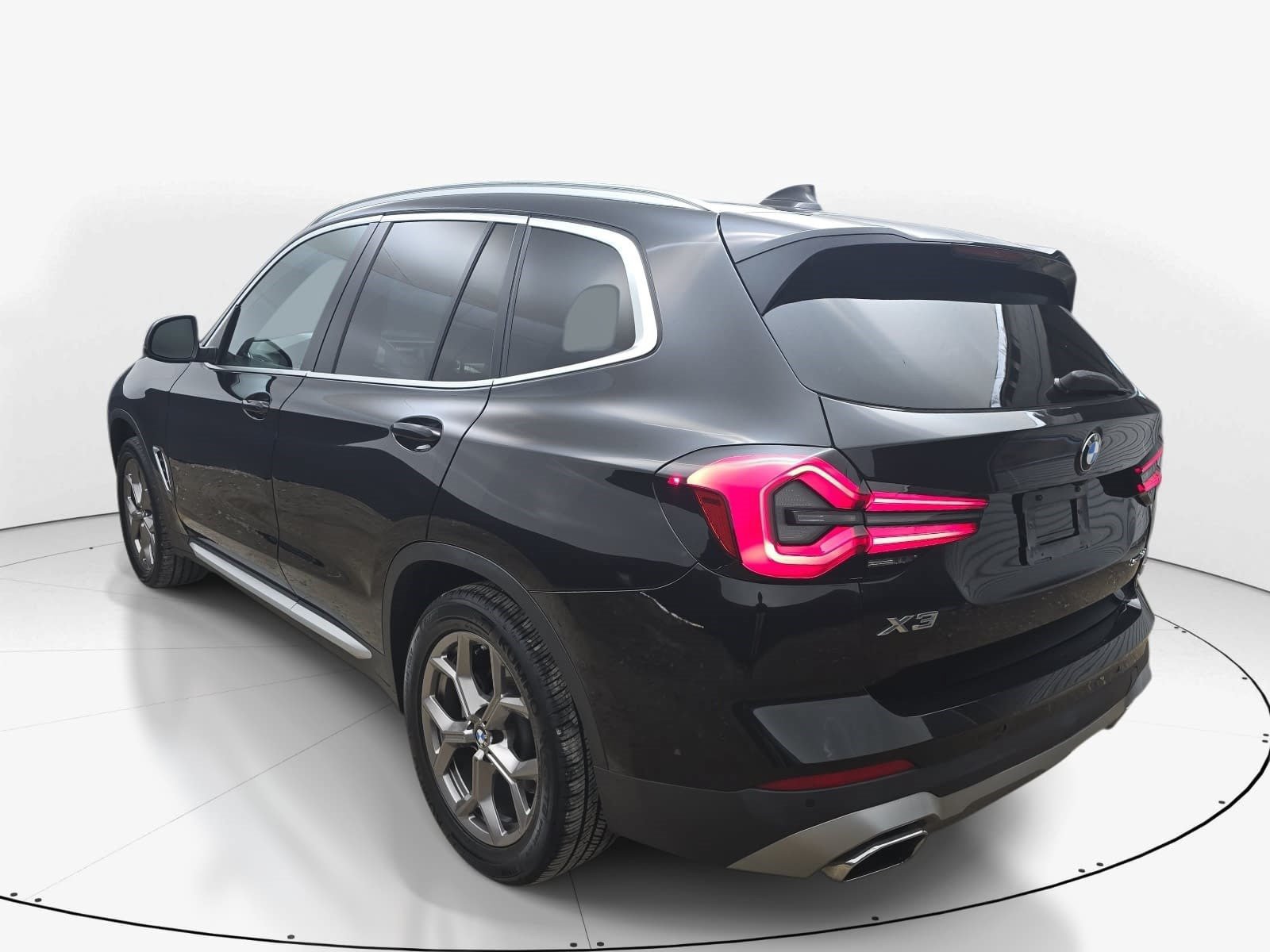 Used 2022 BMW X3 sDrive30i RWD image 6