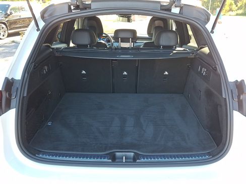 Certified 2025 Mercedes-Benz GLC 300 4MATIC SUV image 29