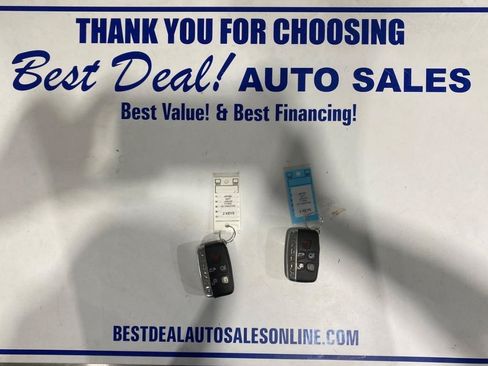 Used 2017 Jaguar F-PACE Prestige AWD/4WD image 36