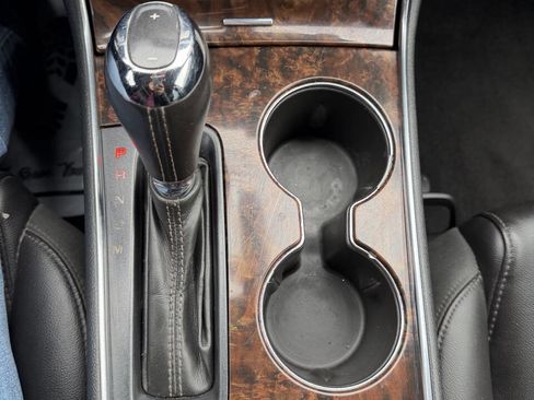 Used 2015 Chevrolet Impala LT image 17