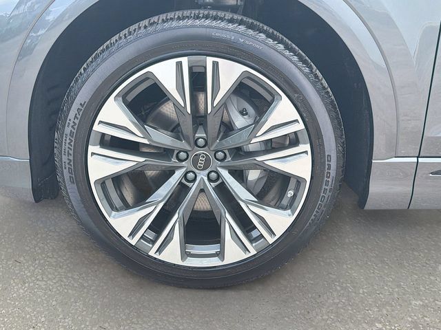 New 2026 Audi Q8 Prestige AWD/4WD image 40