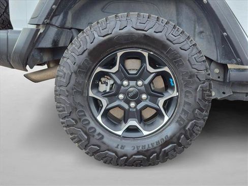 Used 2023 Jeep Wrangler Unlimited Rubicon 4xe w/ Cold Weather Group AWD/4WD image 24