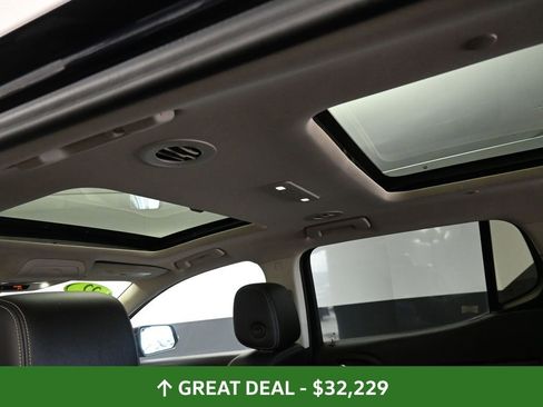 Used 2022 GMC Acadia Denali w/ Denali Ultimate Package image 19