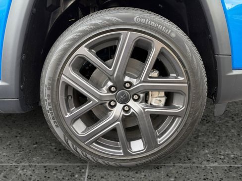 New 2026 Jeep Compass Limited image 14