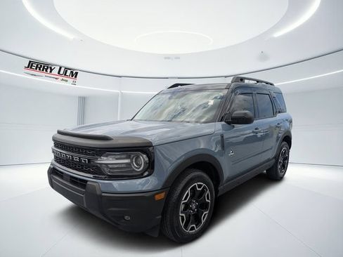 Used 2025 Ford Bronco Sport Outer Banks AWD/4WD image 7