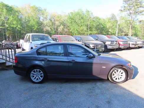 Used 2006 BMW 325i Sedan image 6