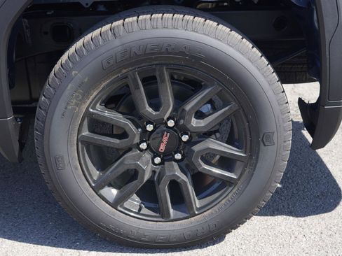 New 2026 GMC Sierra 1500 Elevation image 12