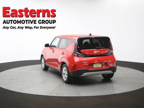 Used 2025 Kia Soul LX w/ LX Technology Package FWD image 65