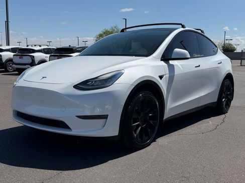 Used 2020 Tesla Model Y Long Range AWD/4WD image 19