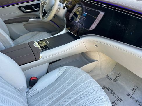 Certified 2023 Mercedes-Benz EQS 580 4MATIC SUV image 35