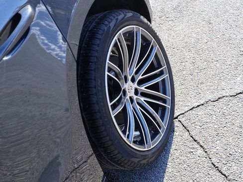 New 2026 Porsche Macan image 36